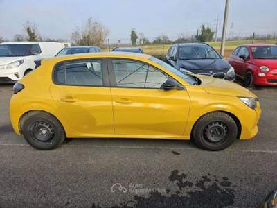 Peugeot 208 NEOPATENTATI 208 1.2 Active Pack - GP542FV Giallo usata Basiliano
