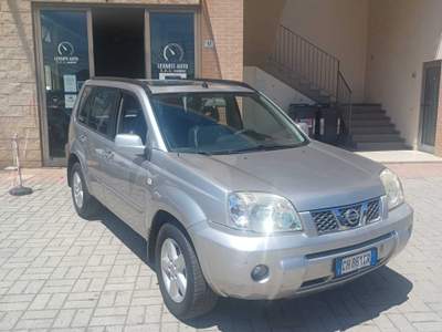 Nissan X-Trail 4X4 TETTO PANORAMICO BUONE CONDIZIONI Argento usata Follonica