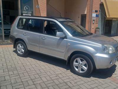 Nissan X-Trail 4X4 TETTO PANORAMICO BUONE CONDIZIONI Argento usata Follonica