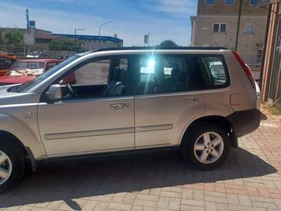 Nissan X-Trail 4X4 TETTO PANORAMICO BUONE CONDIZIONI Argento usata Follonica