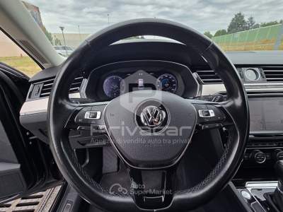 Volkswagen Passat VOLKSWAGEN Passat Variant Business 2.0 TDI DSG Highline BlueMot. Tech. Nero usata Gallarate