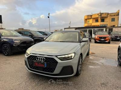 Audi A1 SPB 30 TFSI Admired Advanced Grigio usata Volla