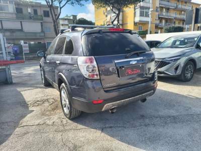 Chevrolet Captiva 2.0 VCDi LTX 7  Posti Nero usata Volla