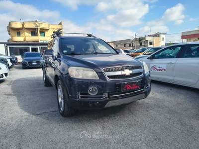 Chevrolet Captiva 2.0 VCDi LTX 7  Posti Nero usata Volla