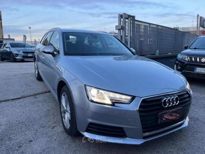 Audi A4 Avant 2.0 TDI 150 CV S tronic Business Sport Argento usata Volla