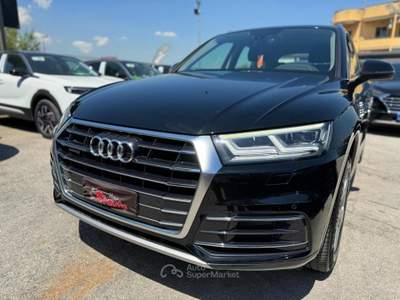 Audi Q5 40 TDI 190 cv quattro S tronic Business Sport Nero usata Volla