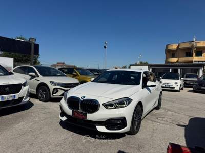 BMW Serie 1 116d d 5p. Advanced  Automatica Bianco usata Volla