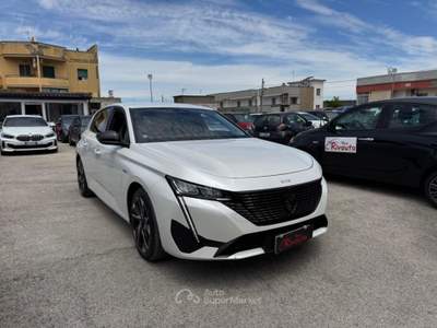 Peugeot 308 Plug-in Hybrid 225 e-EAT8 GT Bianco usata Volla