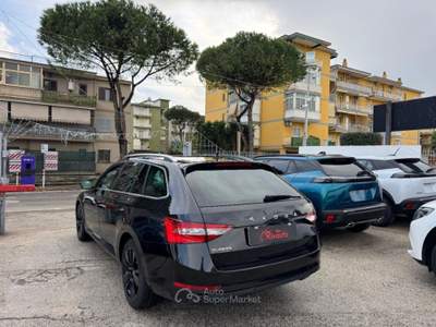 Skoda Superb 2.0 TDI EVO 150 CV SCR DSG Wagon Executive Nero usata Volla