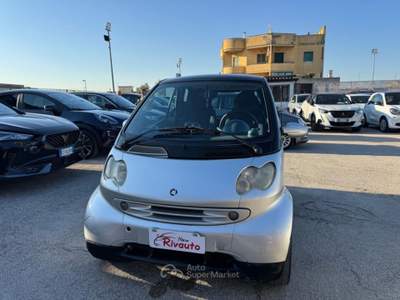Smart ForTwo 600 benz Pulse Argento usata Volla