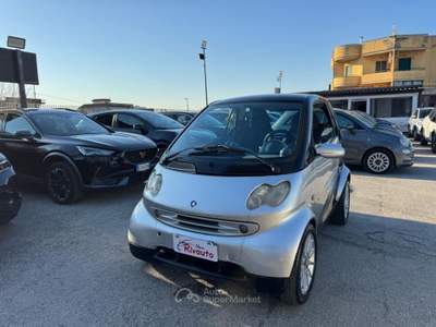 Smart ForTwo 600 benz Pulse Argento usata Volla