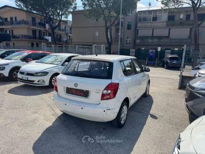 Skoda Fabia 1.6 TDI CR 75CV 5p. GreenLine Bianco usata Volla