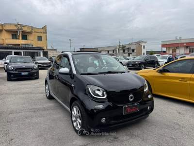 Smart ForFour 70 1.0 Passion Cabrio Nero usata Volla