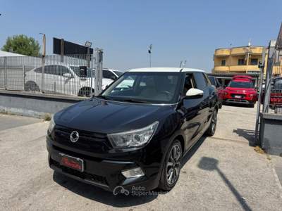 SsangYong Tivoli 1.6d 2WD Dream Automatica Nero usata Volla