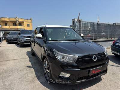 SsangYong Tivoli 1.6d 2WD Dream Automatica Nero usata Volla