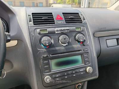 Volkswagen Touran 2.0 TDI 136CV ConfortLine 5 posti Nero usata Volla