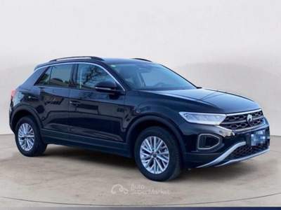 Volkswagen T-Roc 1.0 TSI 115 CV Style BlueMotion Technology Nero usata Volla