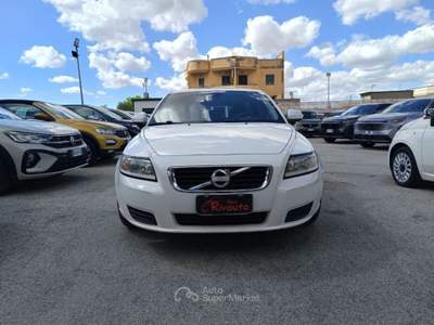 Volvo V50 1.6 D2 POLAR Bianco usata Volla