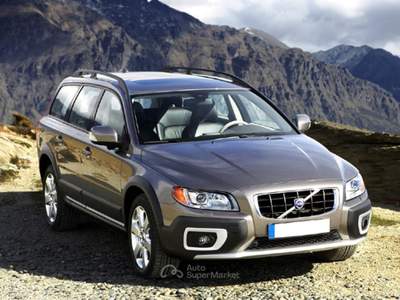 Volvo XC70 D5 AWD Summum Nero usata Volla