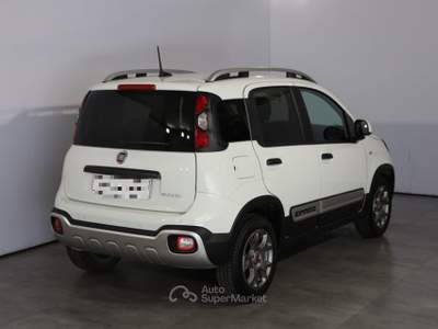 Fiat Panda 1.0 FireFly S&S Hybrid Cross Bianco usata Volla