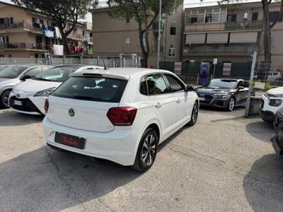 Volkswagen Polo 1.0 TGI 5p. Highline BlueMotion Technology Bianco usata Volla