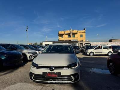Volkswagen Polo 1.0 TSI Style Beige usata Volla