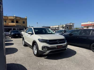 Volkswagen T-Cross 1.0 TSI 110 CV Style Beige usata Volla