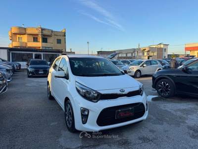Kia Picanto 1.0 12V EcoGPL 5 porte Cool Bianco usata Volla
