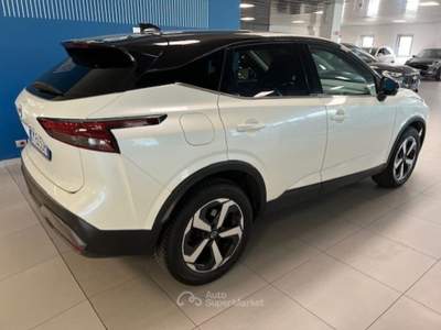 Nissan Qashqai MHEV 158 CV Xtronic N-Connecta Autocarro N1 Bianco usata Alba