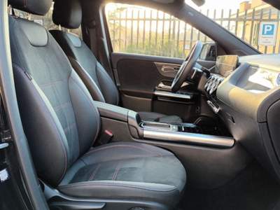Mercedes-Benz GLA D AMG PREMIUM PACK NIGHT 150CV AUTO PACK LUCI INT Nero usata Roma