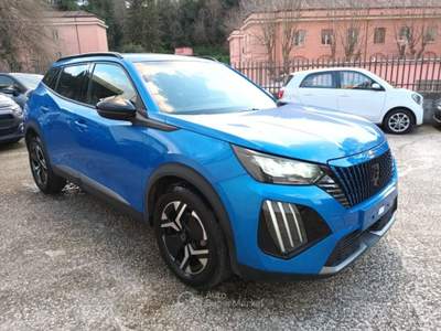 Peugeot 2008 1200 PURETECH ALLURE 130CV EAT8 CARPLAY NAV CAM Blu/Azzurro usata Roma