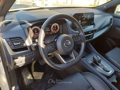 Nissan Qashqai 1300 MHEV TEKNA+ 158CV AUT TETTO CAM360° ITALIA Bianco usata Roma