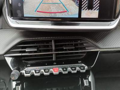 Peugeot 2008 1200 PURETECH ALLURE 130CV EAT8 CARPLAY NAV CAM Rosso usata Roma