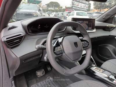 Peugeot 2008 1200 PURETECH ALLURE 130CV EAT8 CARPLAY NAV CAM Rosso usata Roma