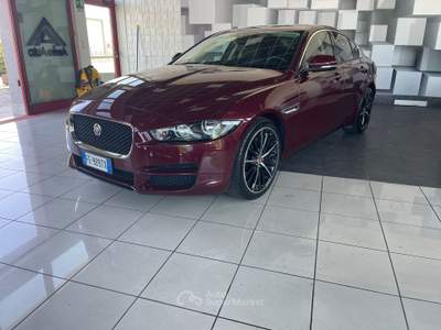 Jaguar XE Unico proprietario Rosso usata Trebaseleghe