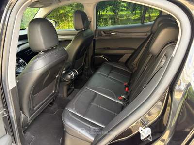 Alfa Romeo Stelvio 2.2 Turbodiesel 160CV AT8 RWD Sport-Tech Nero usata San Michele di Serino