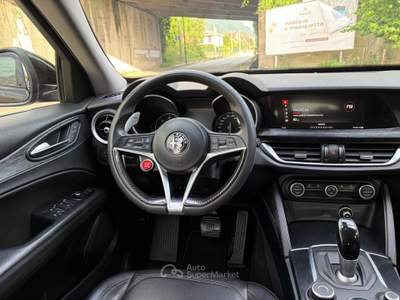 Alfa Romeo Stelvio 2.2 Turbodiesel 160CV AT8 RWD Sport-Tech Nero usata San Michele di Serino