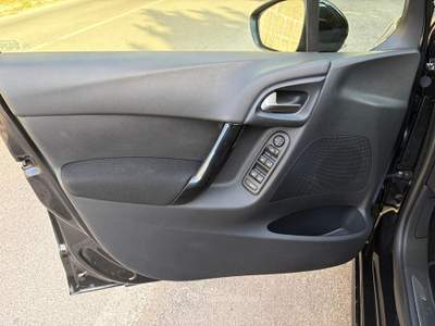 Citroen C3 Gpl 95cv Exclusive Nero usata San Michele di Serino