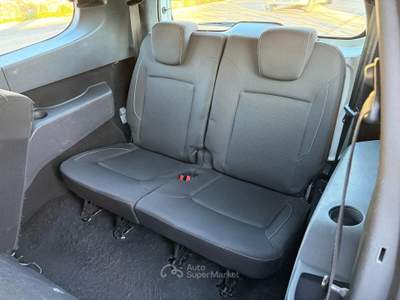 Dacia Lodgy 1.5 Blue dCi 115CV 7 posti Comfort Bianco usata San Michele di Serino