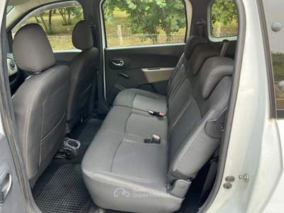 Dacia Lodgy 1.5 dCi 110CV 7 posti Lauréate Bianco usata San Michele di Serino