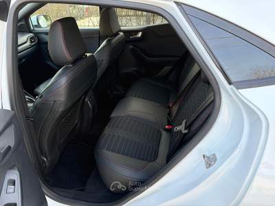 Ford Puma Hybrid 125 CV S&S ST-Line X Bianco usata San Michele di Serino