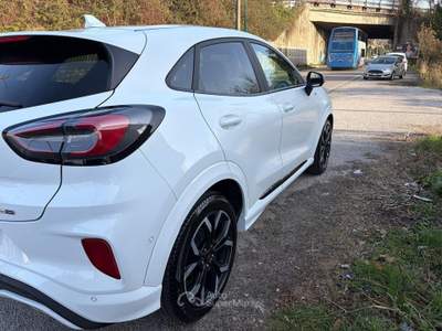 Ford Puma Hybrid 125 CV S&S ST-Line X Bianco usata San Michele di Serino