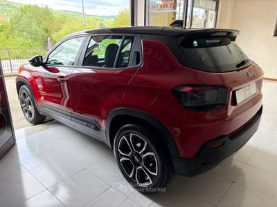 Jeep Avenger 100CV Summit Rosso usata San Michele di Serino