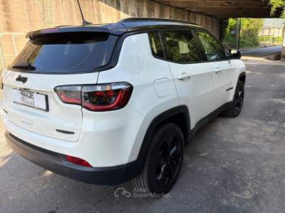 Jeep Compass II 140CV aut. 4WD Night Eagle Bianco usata San Michele di Serino