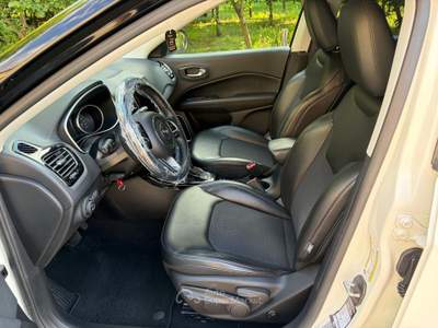 Jeep Compass II 140CV aut. 4WD Night Eagle Bianco usata San Michele di Serino