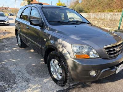 Kia Sorento 2.5 CRDI 4WD 170cv Active Class Grigio usata San Michele di Serino