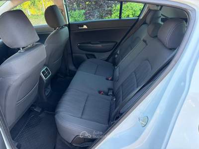 Kia Sportage 116cv 2WD Class Bianco usata San Michele di Serino