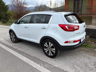 Kia Sportage 136cv tetto AWD Class Bianco usata San Michele di Serino