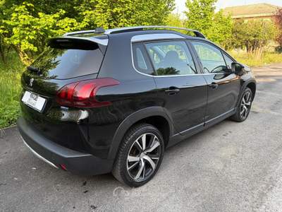 Peugeot 2008 1.6 BlueHDi 120cv S&S tetto Allure Nero usata San Michele di Serino