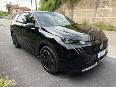 Peugeot 3008 1.2 Hybrid 136 e-DCS6 Allure Nero usata San Michele di Serino